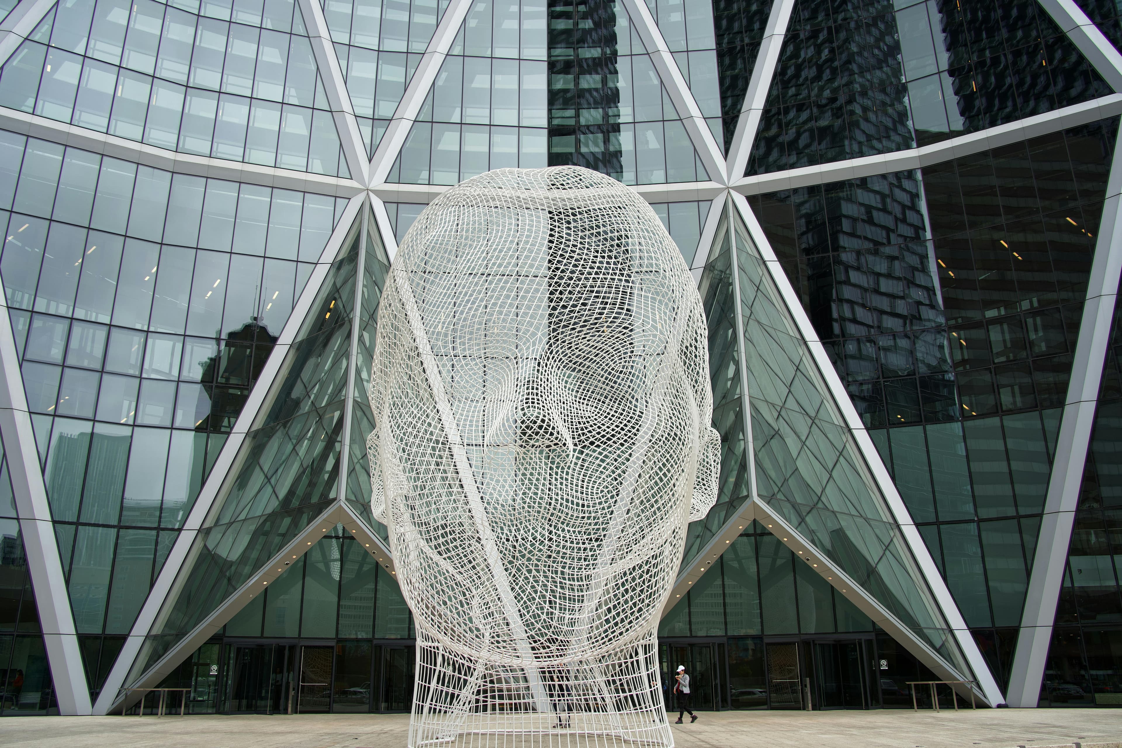 Calgary condominium tower with organized corporation documents and financial statements