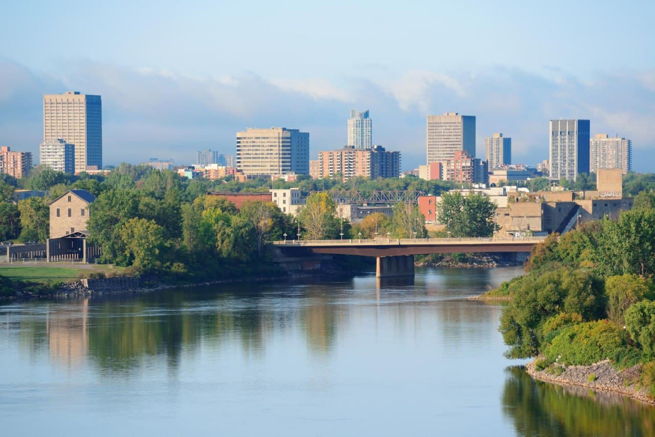 Bow River: Calgary's Premium Waterfront Experience
