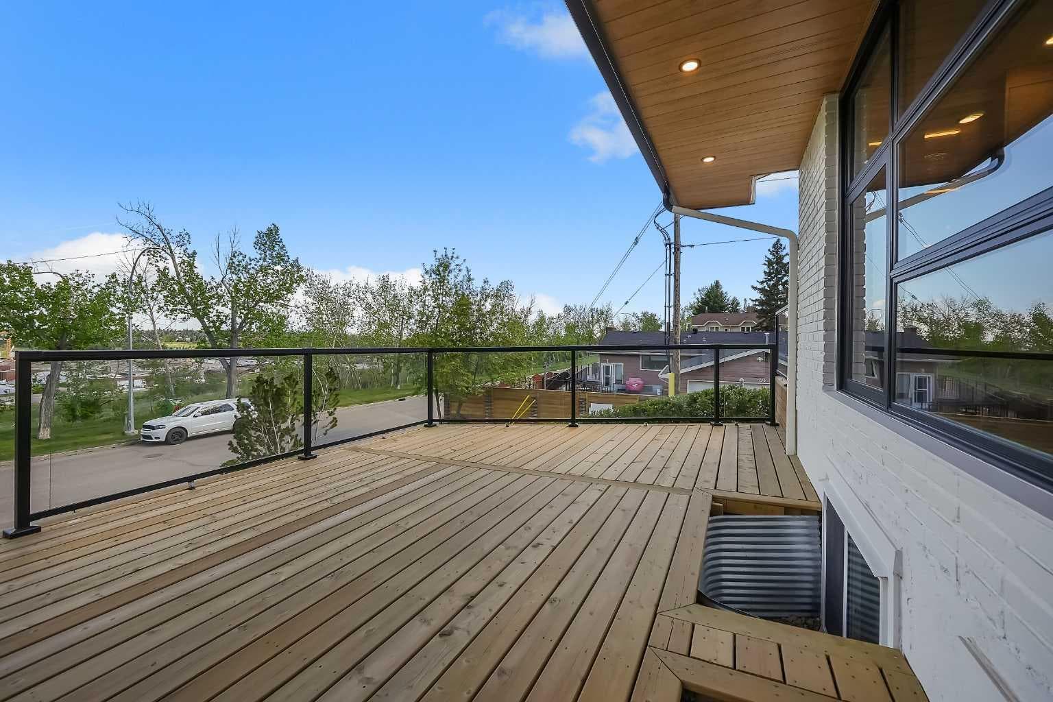 611 Parkridge Drive SE — photo 4