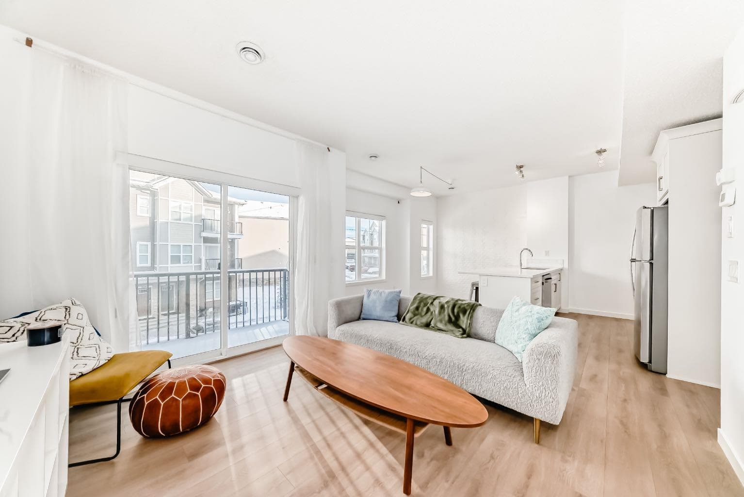 802, 250 Fireside View — photo 3