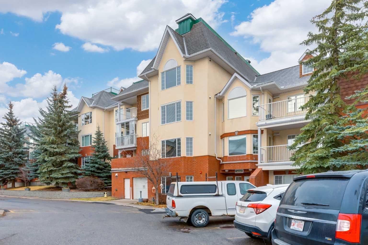 3204, 3204 Sienna Park Green SW — photo 1