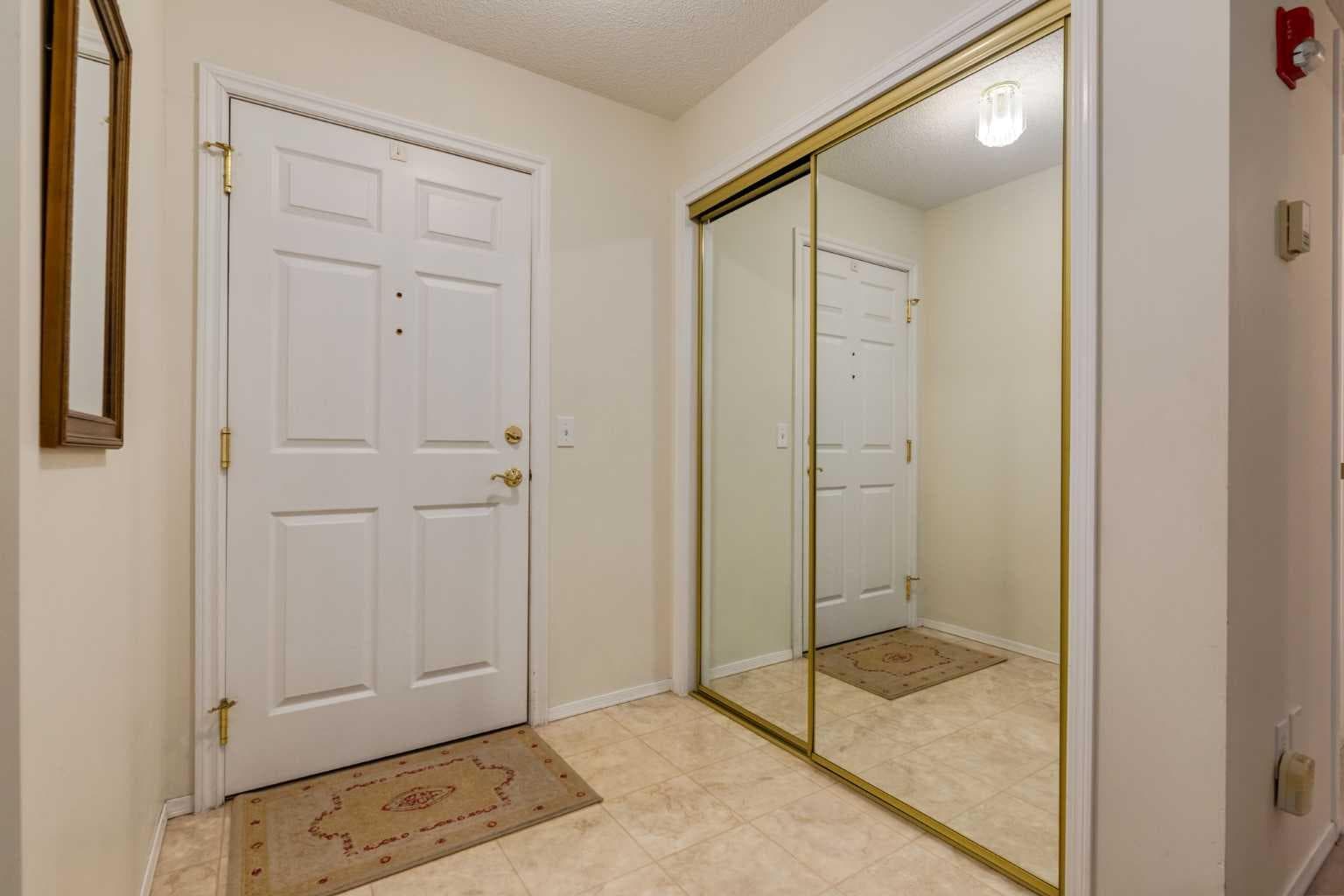3204, 3204 Sienna Park Green SW — photo 2