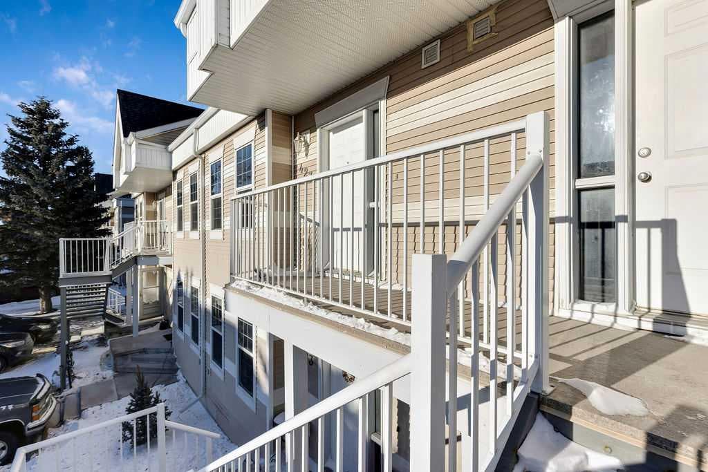 423, 103 Strathaven Drive — photo 4