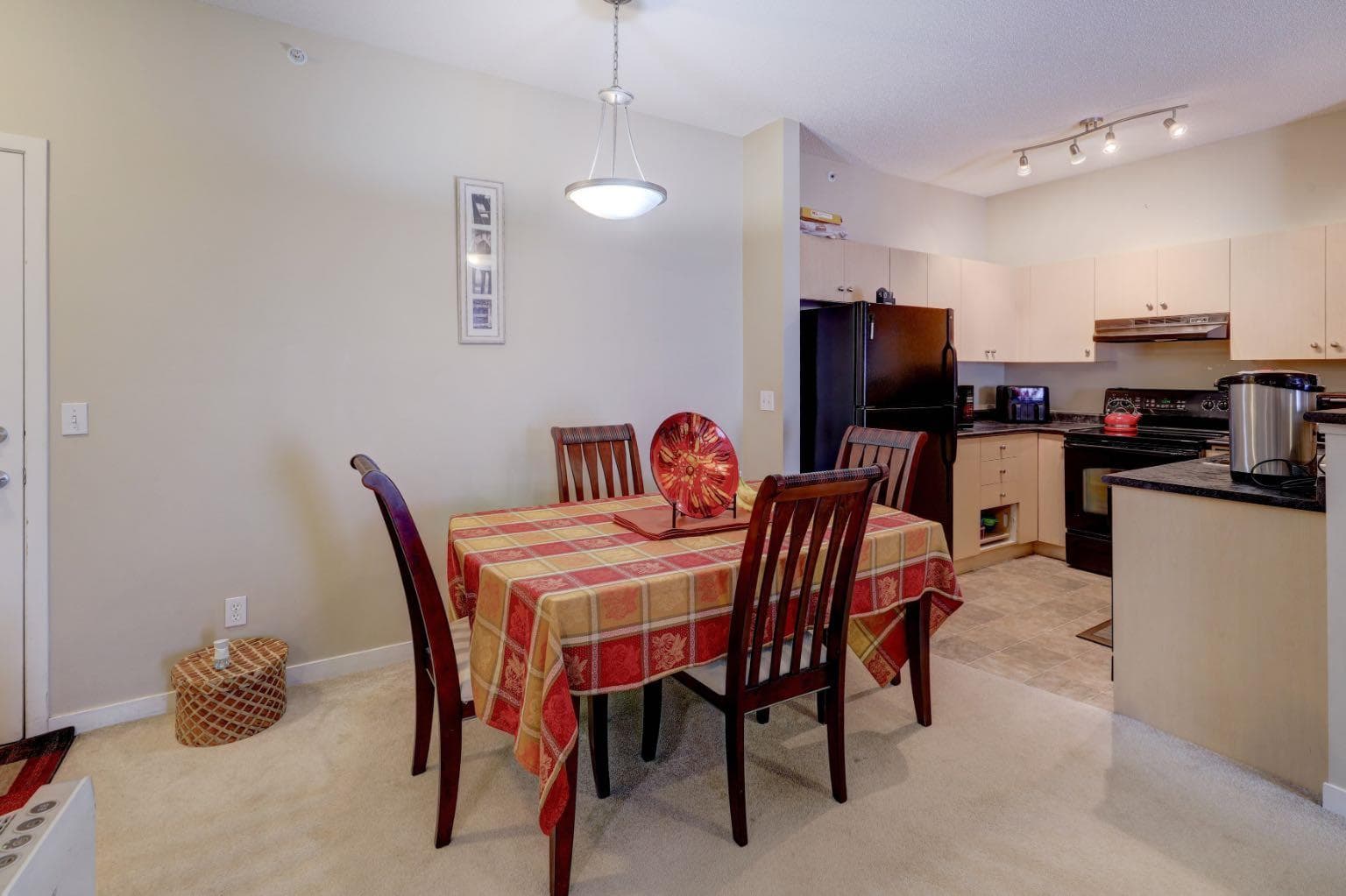 1413, 1140 Taradale Drive NE — photo 4
