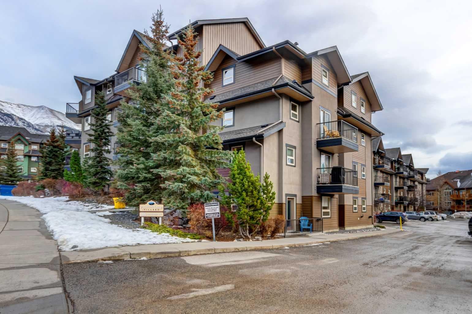 Apartment in Bow Valley Trail
