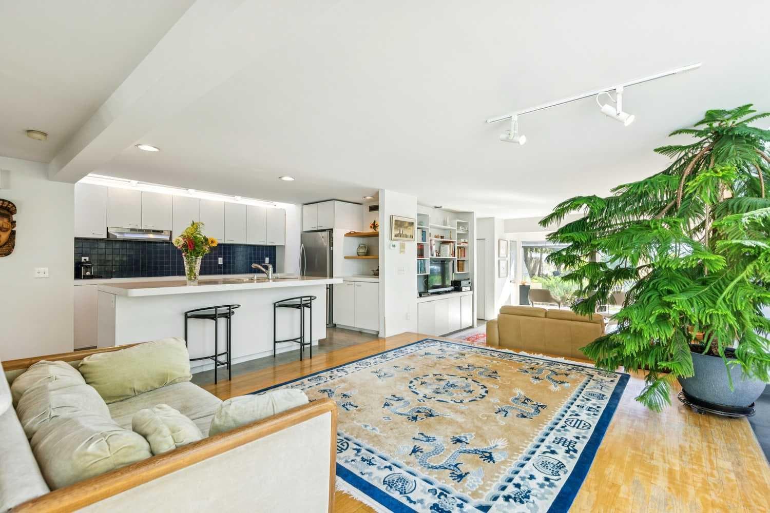 914 7A Street NW — photo 3