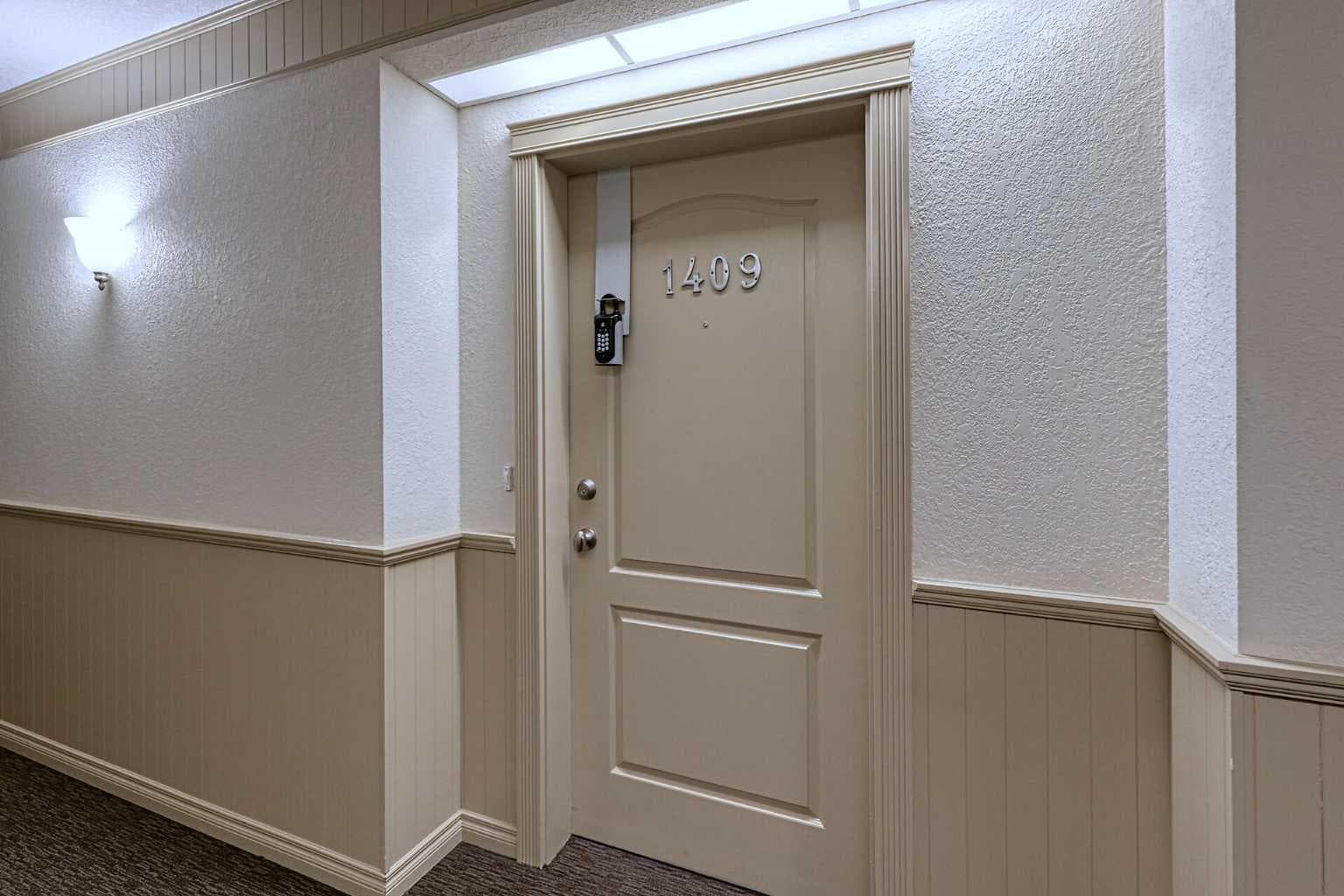 1409, 151 Country Village Road NE — photo 4