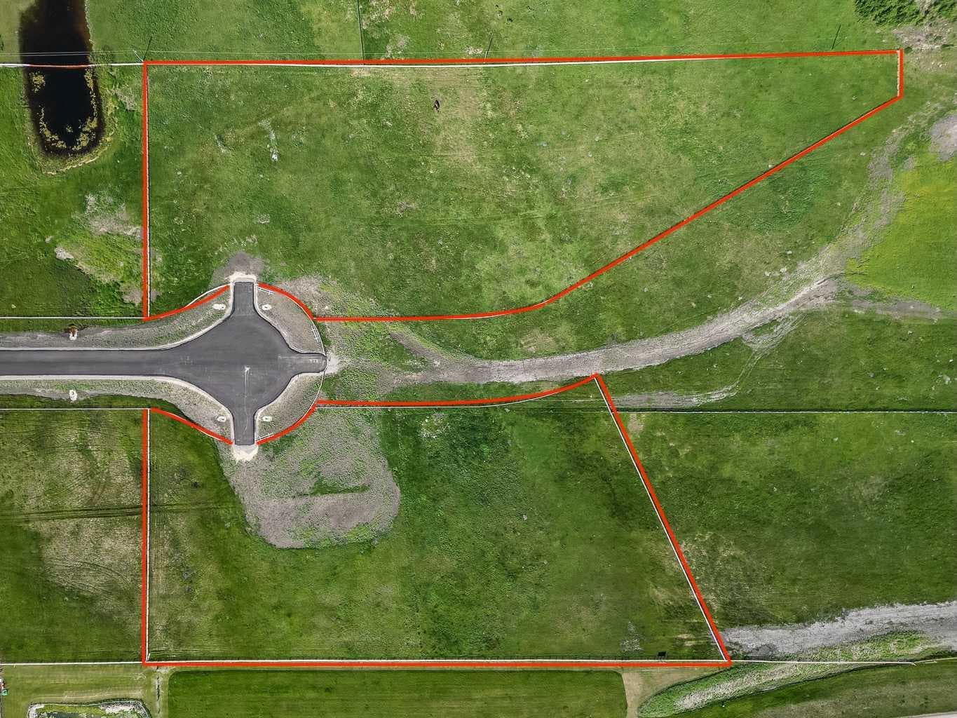 Lot2 block 5, 338165 Hwy 549 W — photo 1