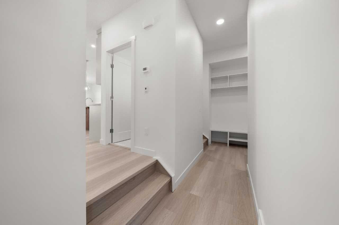 87 Heritage Manor — photo 5