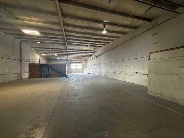 110 & 140, 8319 Chiles Industrial Avenue — photo 5
