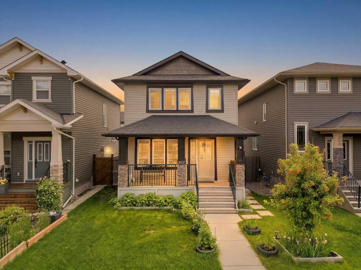 Detached in Evanston