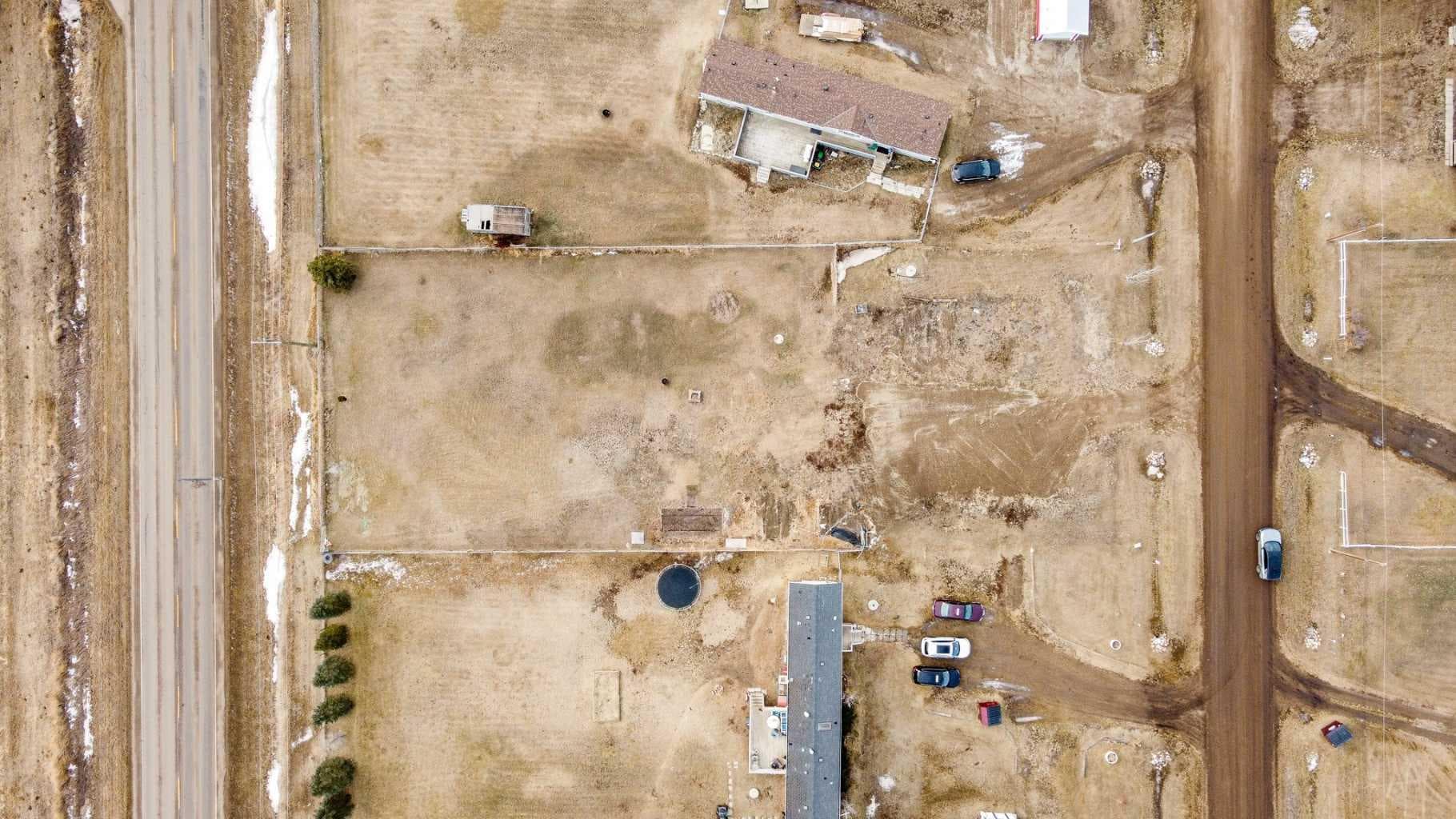 306 Cactus Court — photo 3