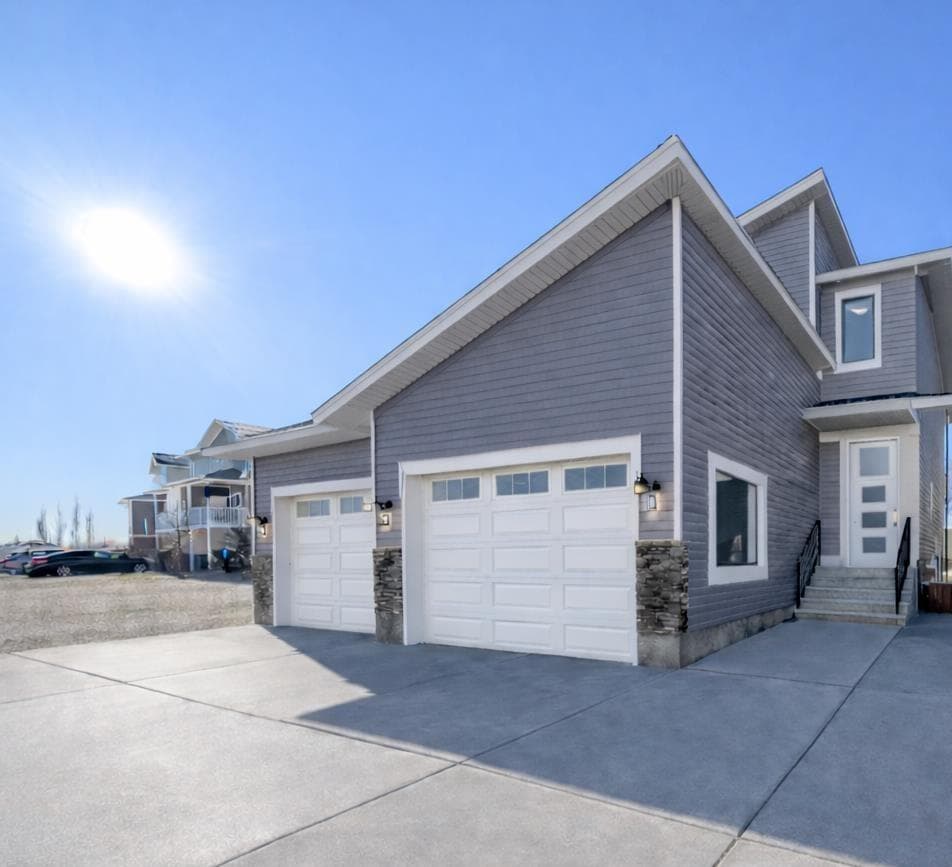 310 Somerside Crescent — photo 1