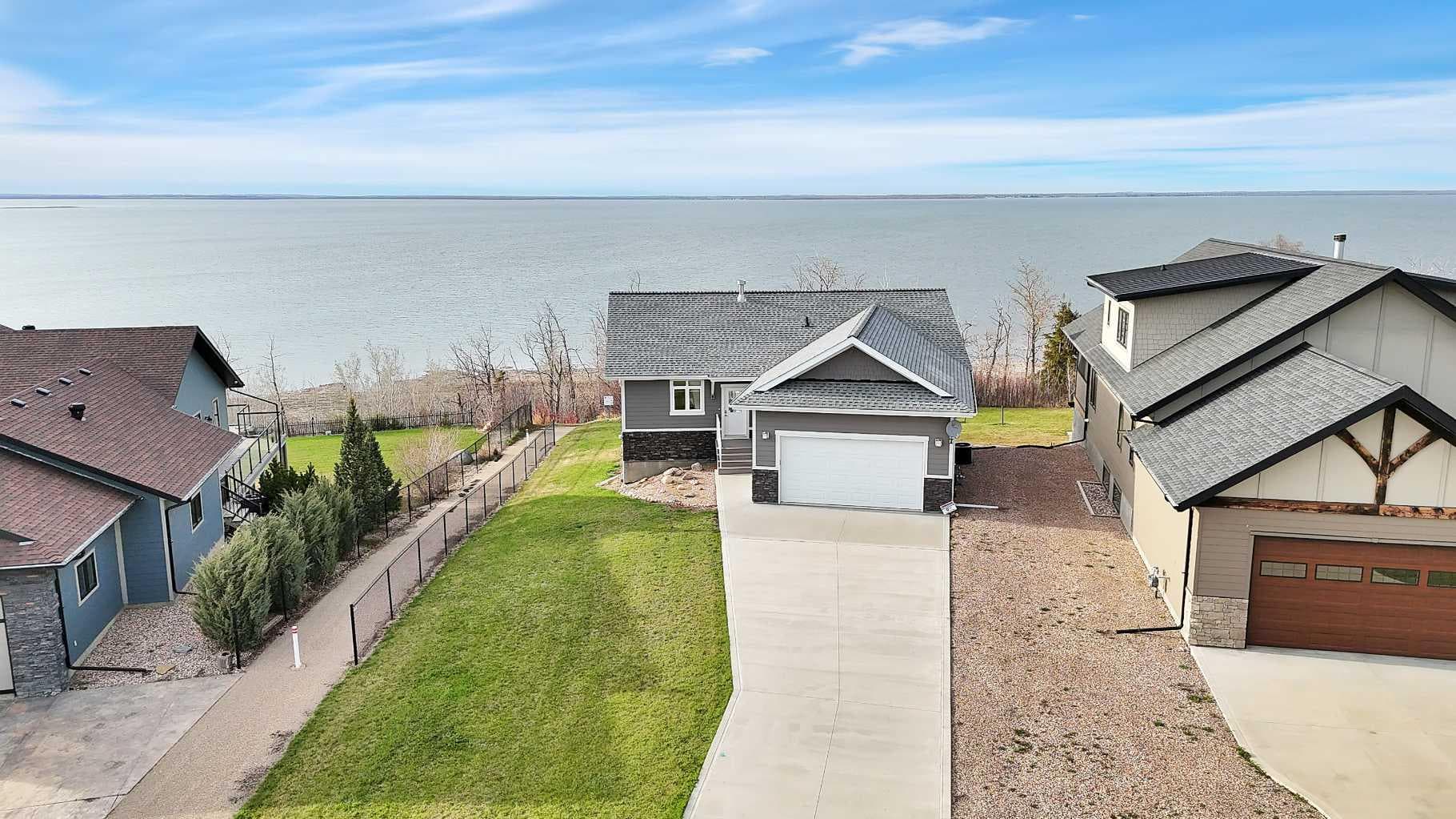 23 Marina View Close — photo 3
