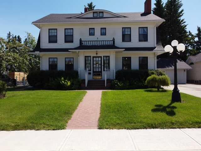 5331 51 Avenue — photo 1