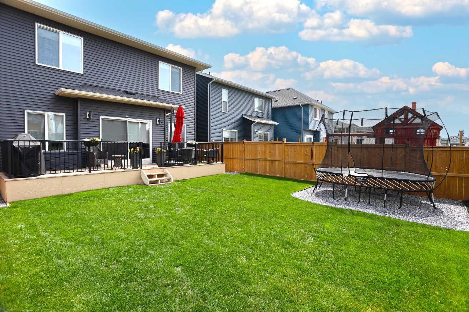 553 Baywater Manor SW — photo 4