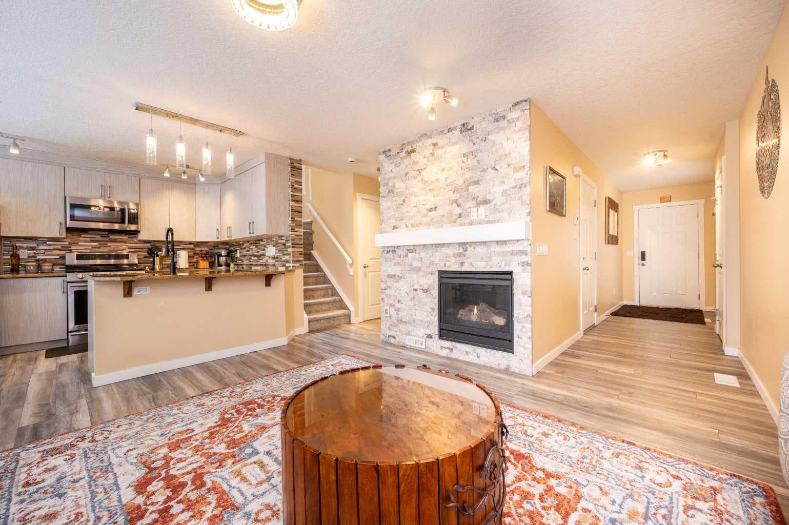 60 Covecreek Mews NE — photo 3
