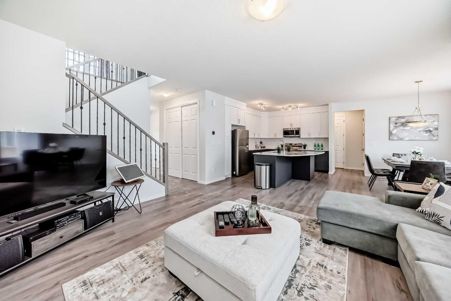26 Carringwood Street NW — photo 3