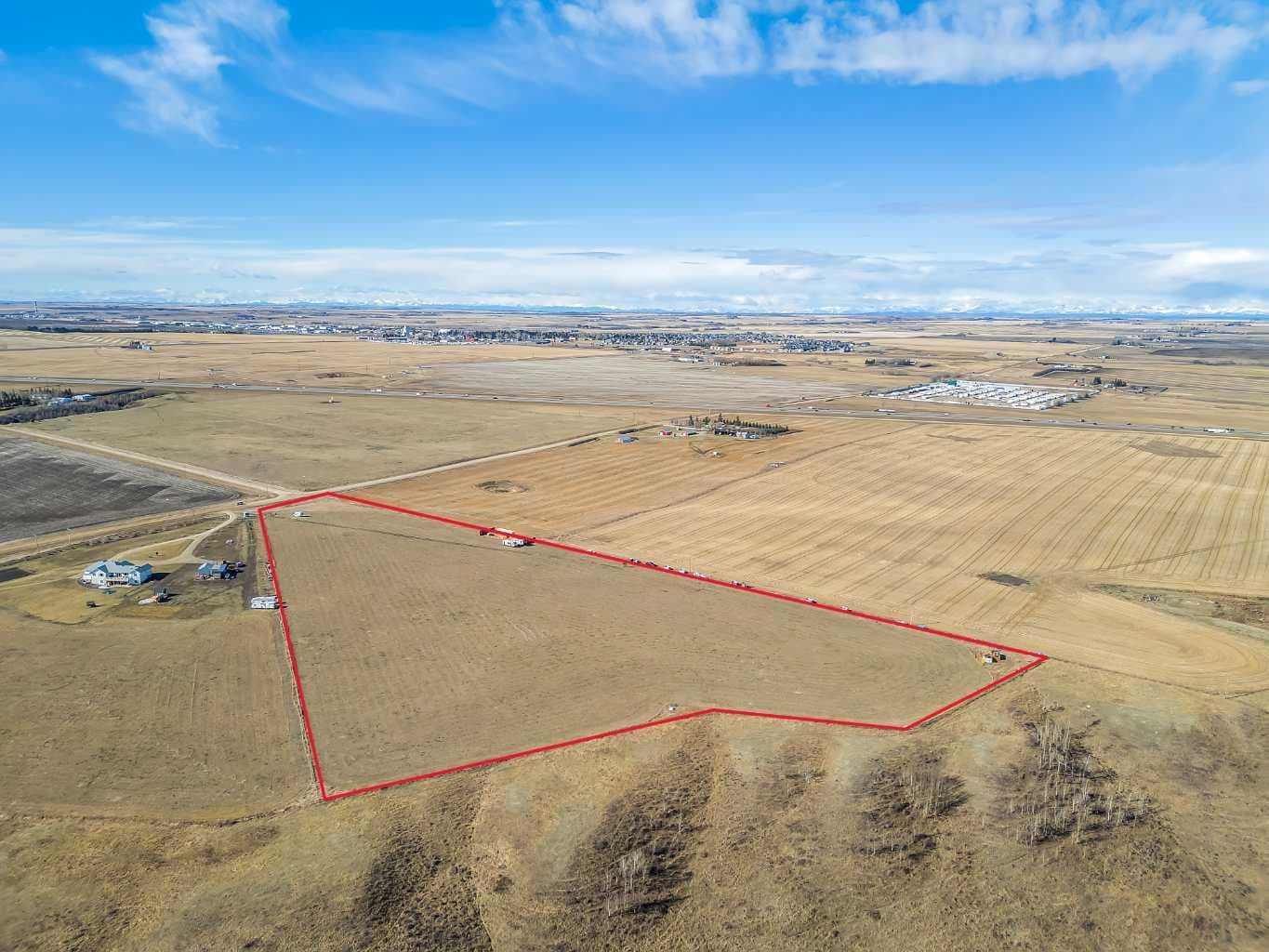 292090 Twp Rd 290 — photo 1