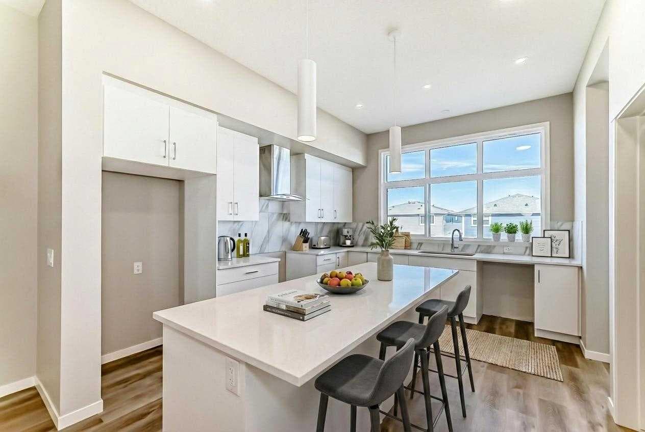 77 Mercado Landing SE — photo 2