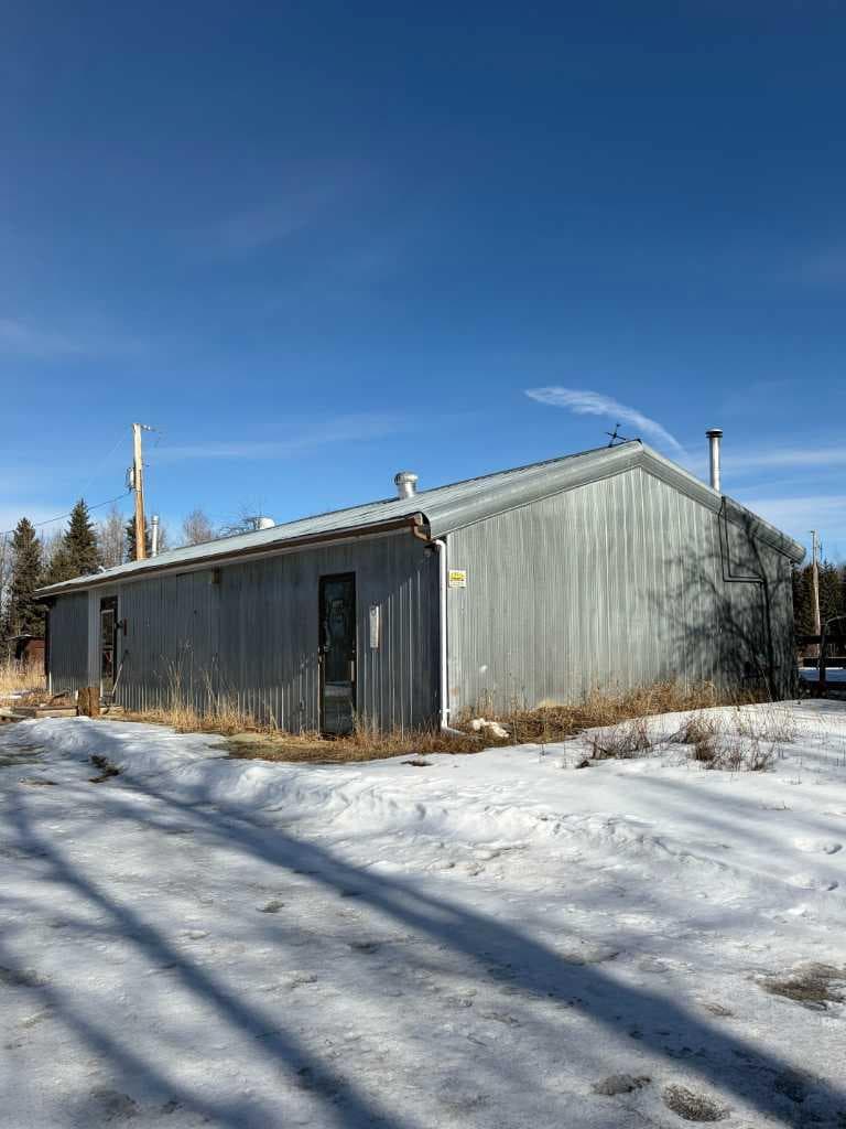 412074 Highway 22 — photo 2