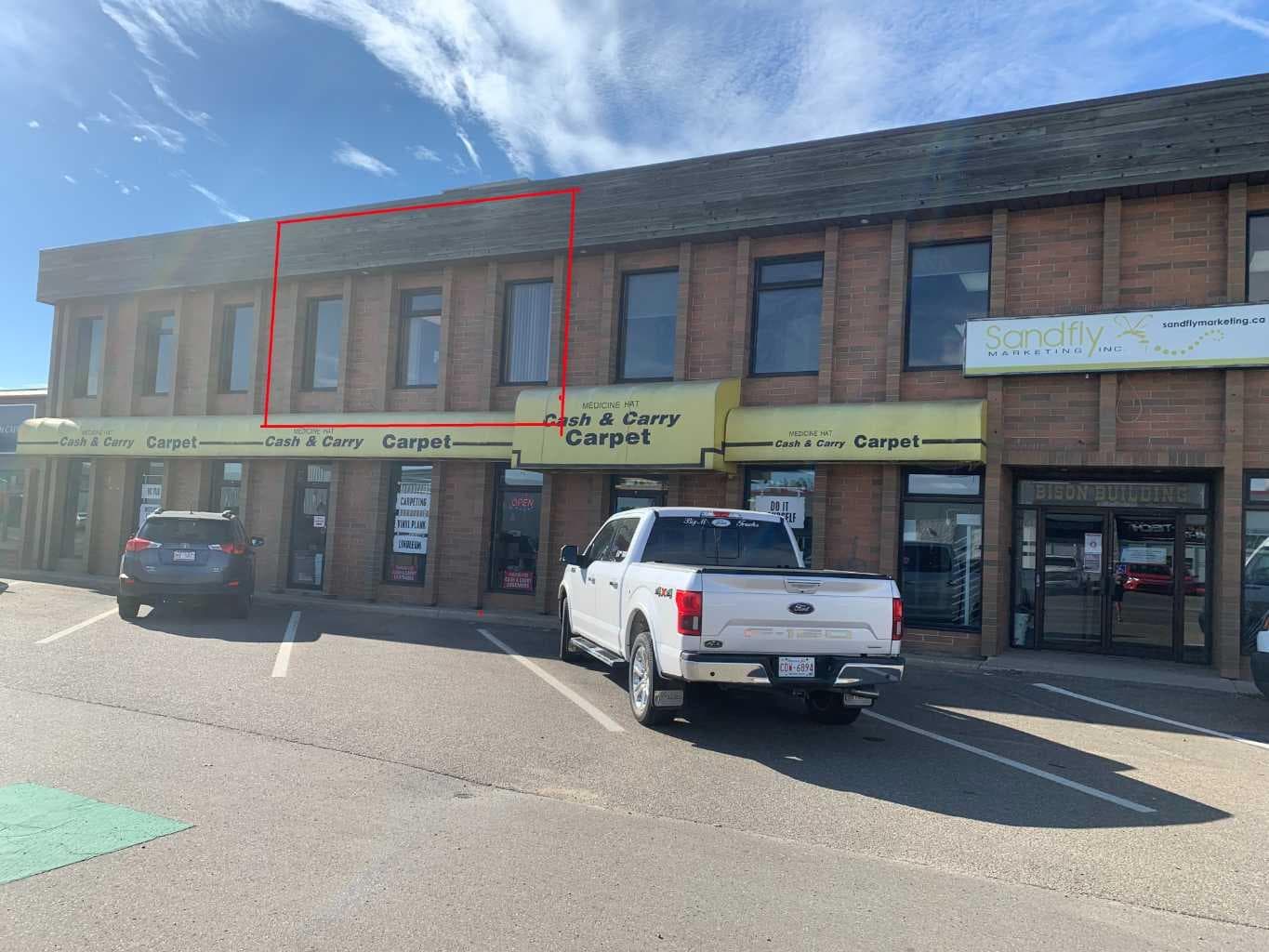 12, 941 South Railway Street SE — photo 1