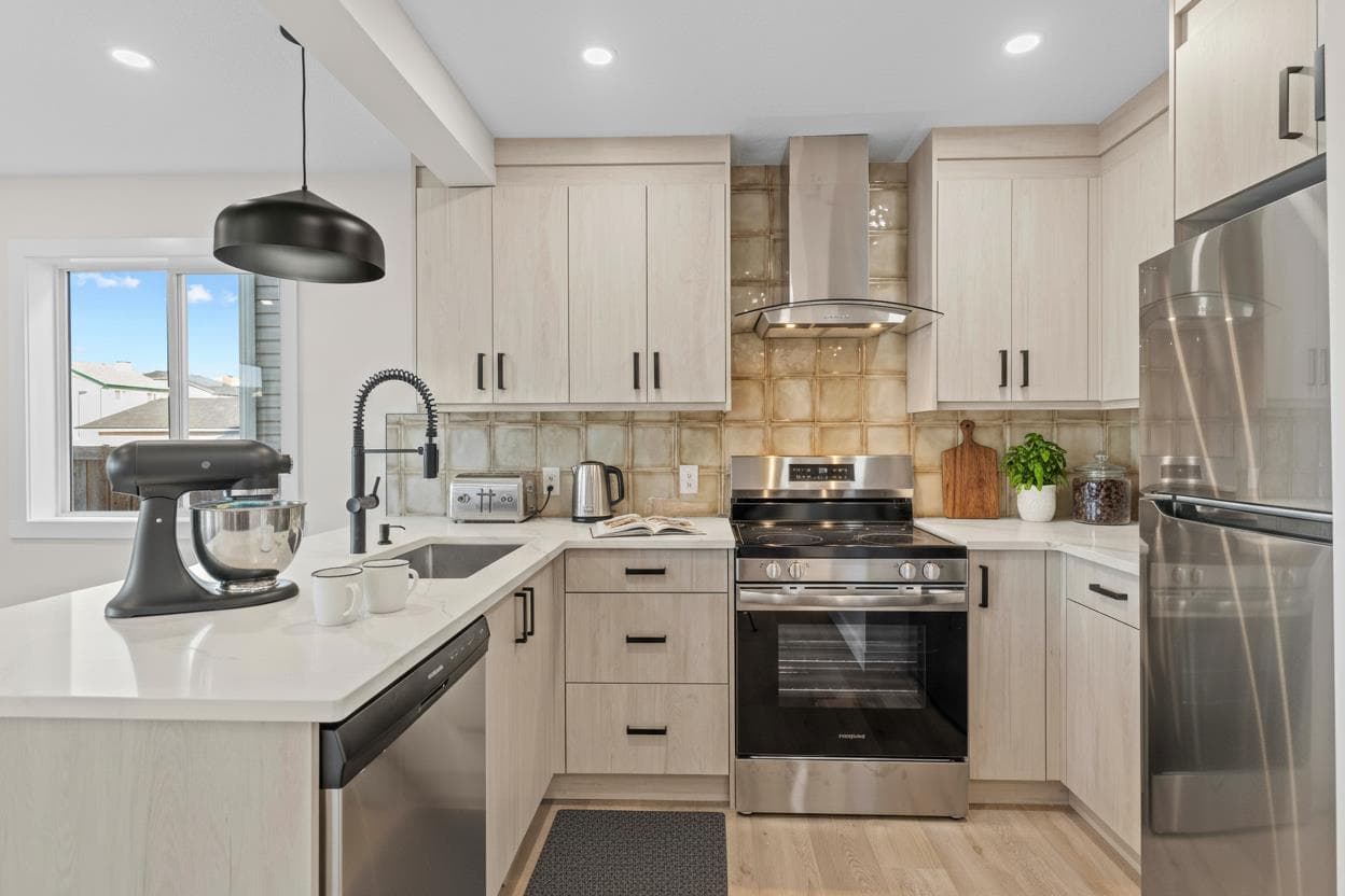 52 Martin Crossing Rise NE — photo 4