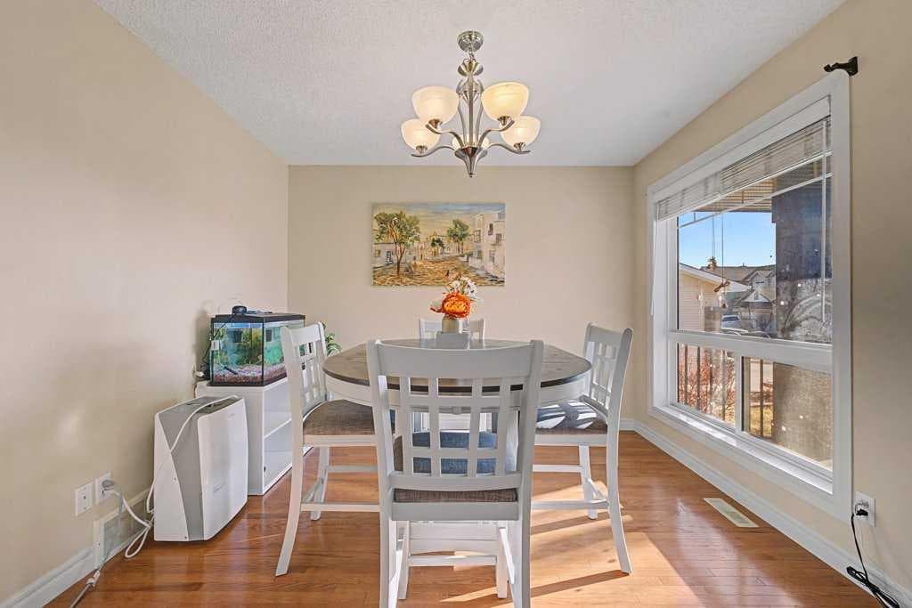 284 Hawkmere View — photo 4