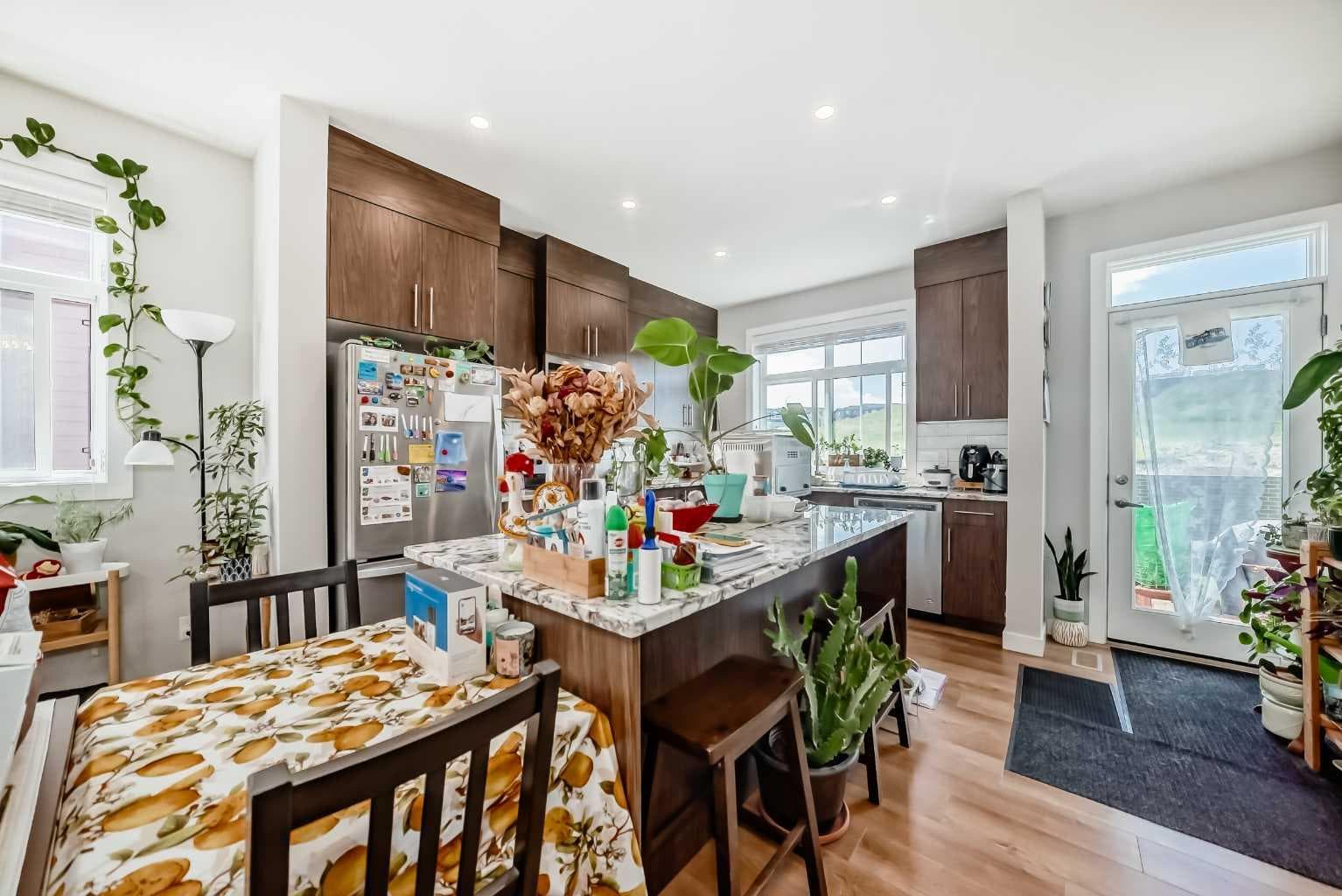 118 Sage Meadows Gardens NW — photo 3