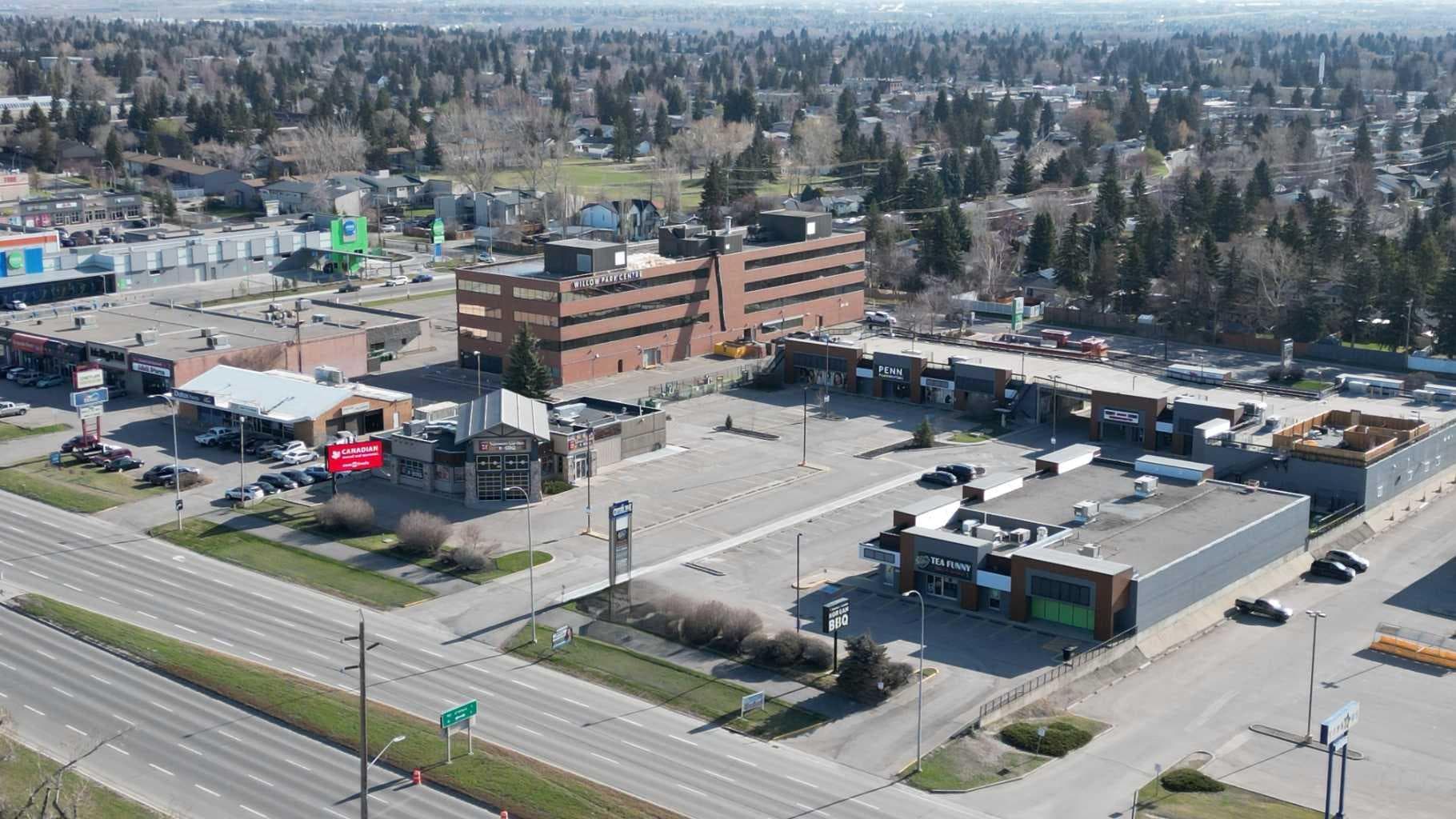 10408 D, 10440 Macleod Trail SE — photo 4