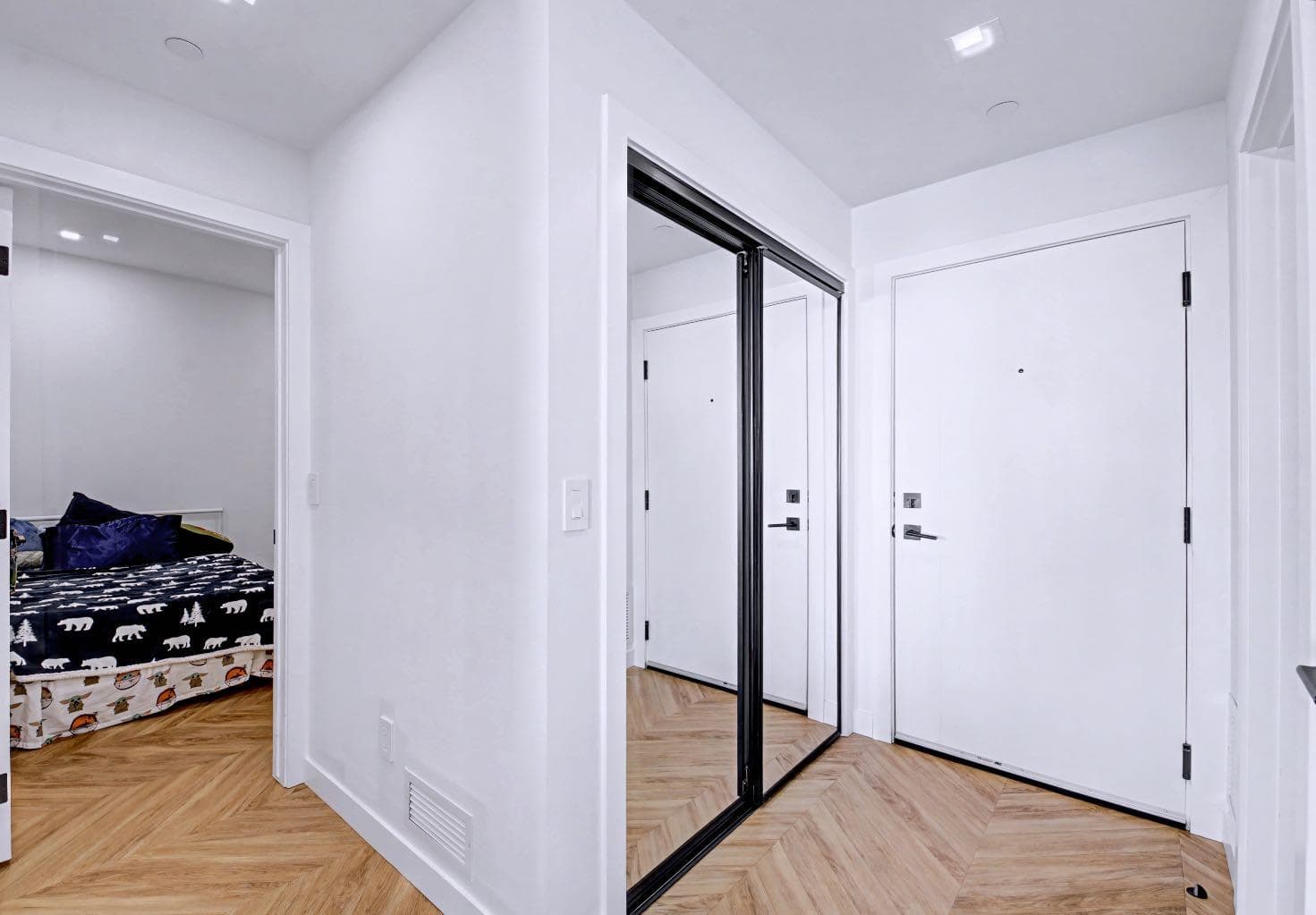 303, 8505 Broadcast Avenue SW — photo 5