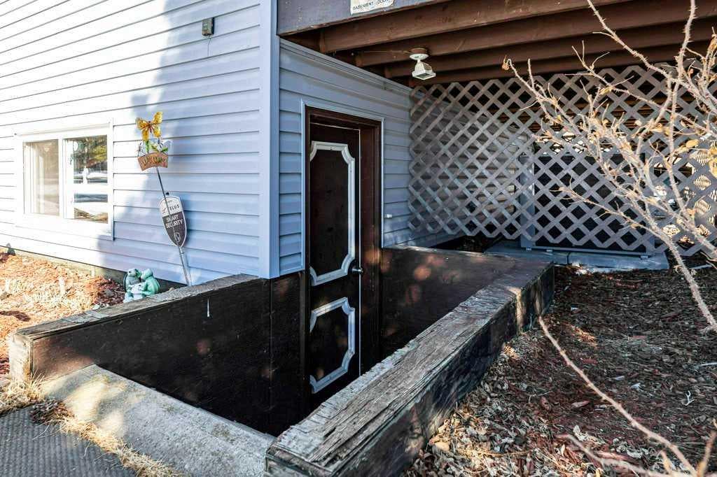 5020 61 Avenue Close — photo 5