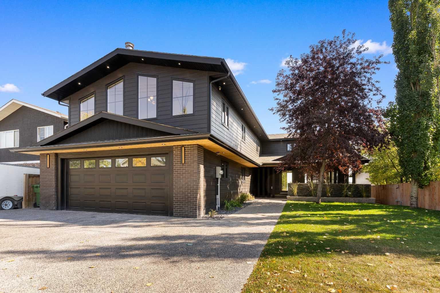 692 West Chestermere Drive — photo 3