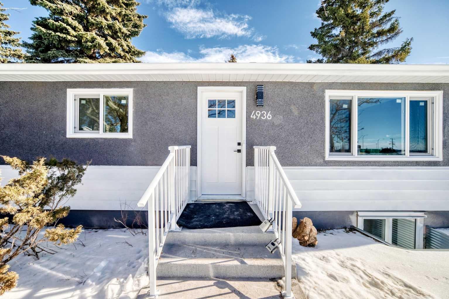 4936 45 Street SW — photo 4