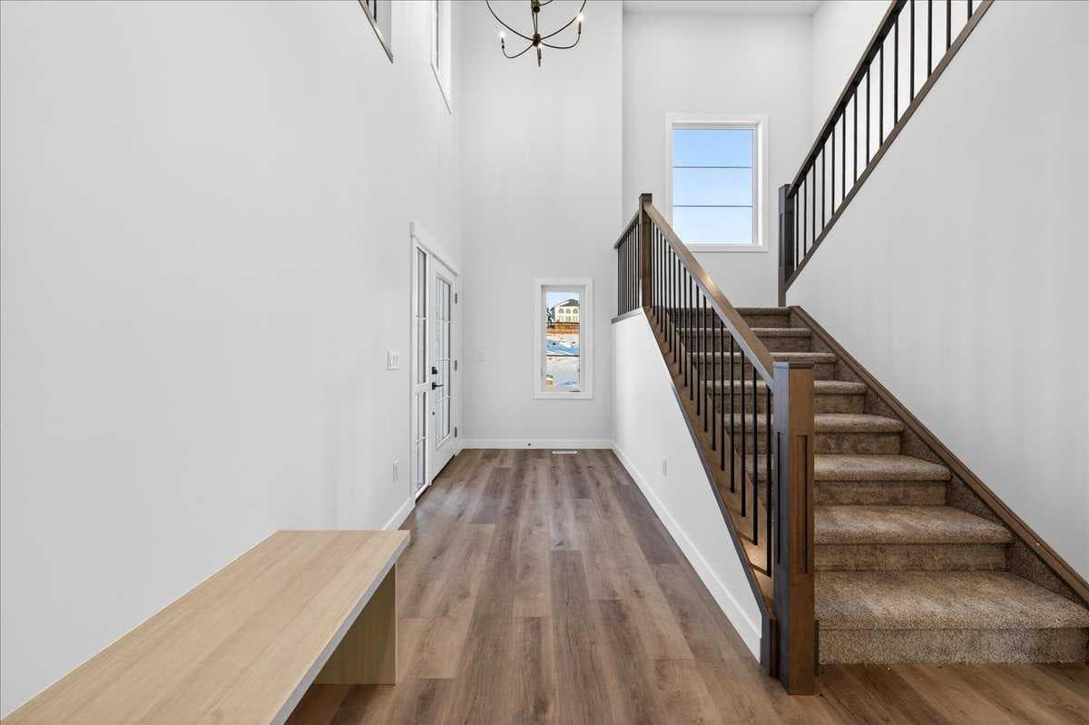 3 Lakewood Way — photo 2