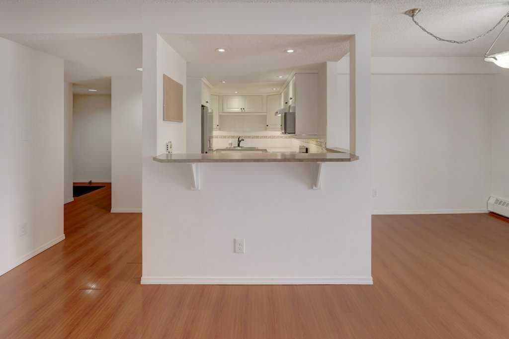 811, 8604 48 Avenue NW — photo 4
