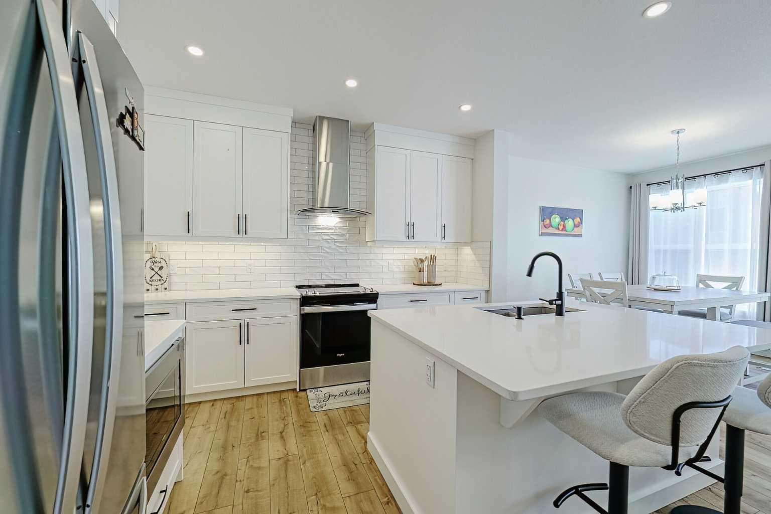 25 Belmont Green SW — photo 3