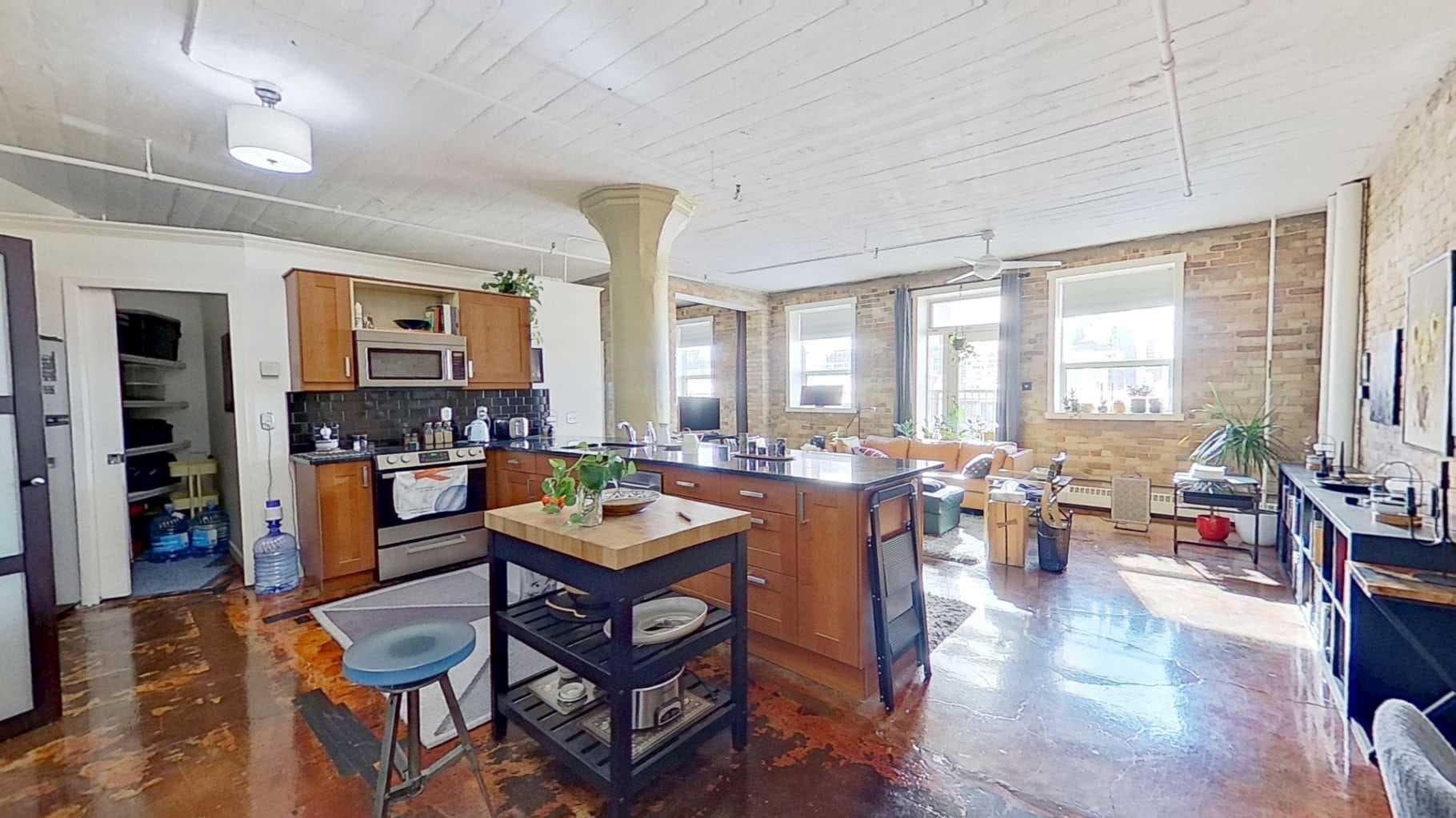 409, 240 11 Avenue SW — photo 3