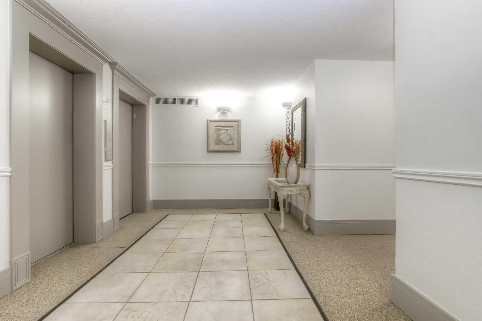 804, 4603 Varsity Drive NW — photo 3