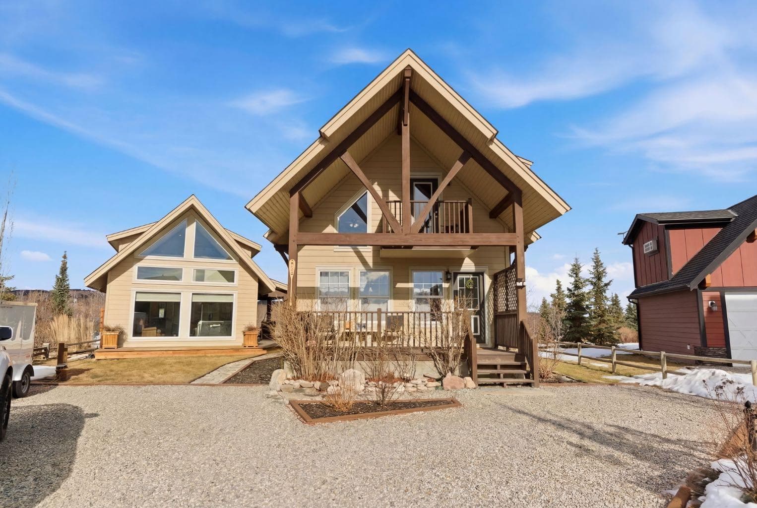 212 Cottageclub Crescent — photo 1