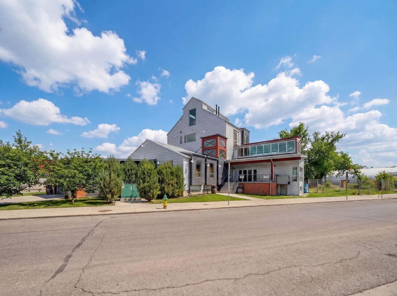 1015 11 Street SE — photo 3