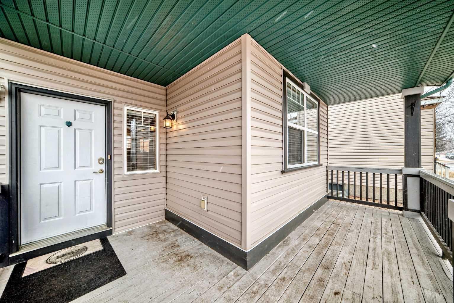 31 Coventry Road NE — photo 3