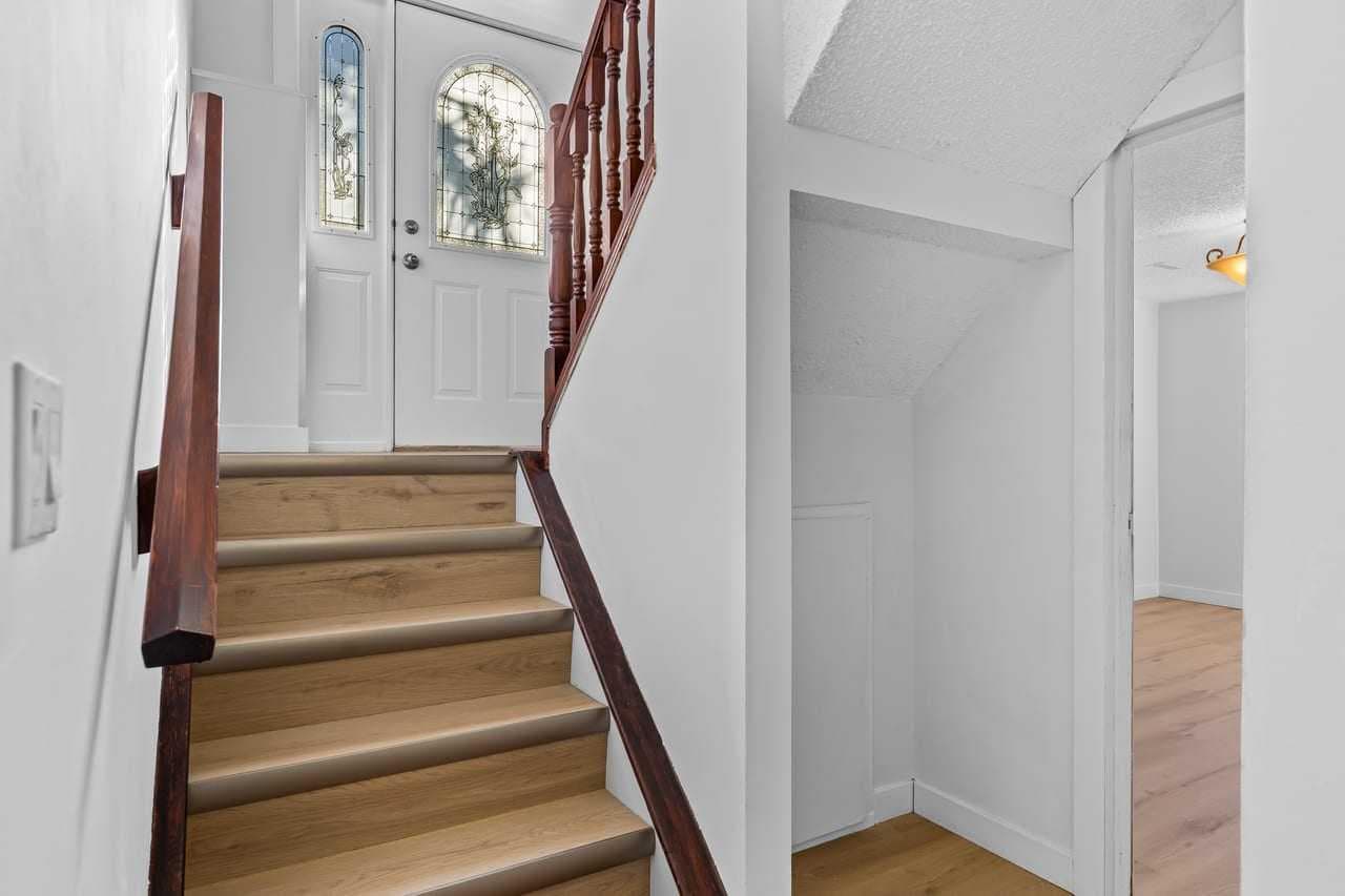 7006A Bowness Road NW — photo 3