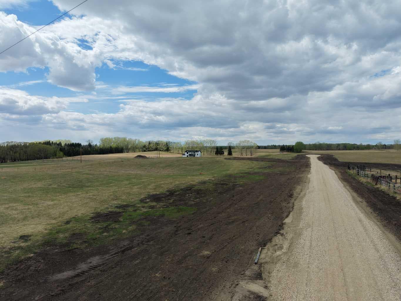 #5 C&E Trail North of Blackfalds — photo 4