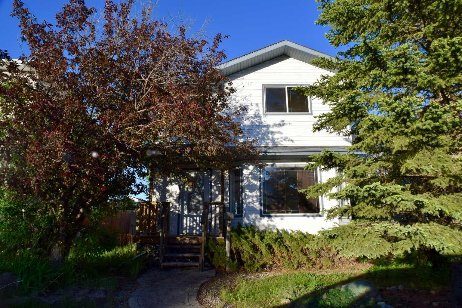 220 Deschner Close — photo 1