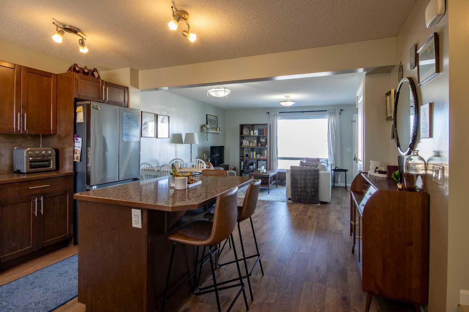 203 Clover Way — photo 4