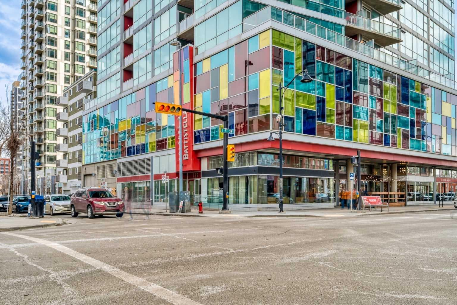 2111, 135 13 Avenue SW — photo 2