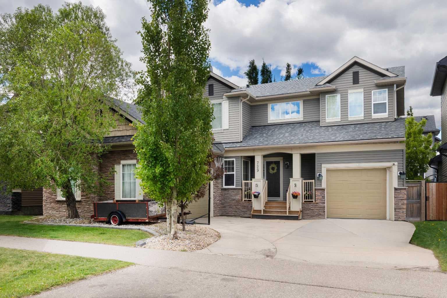729 Canoe Avenue SW — photo 2