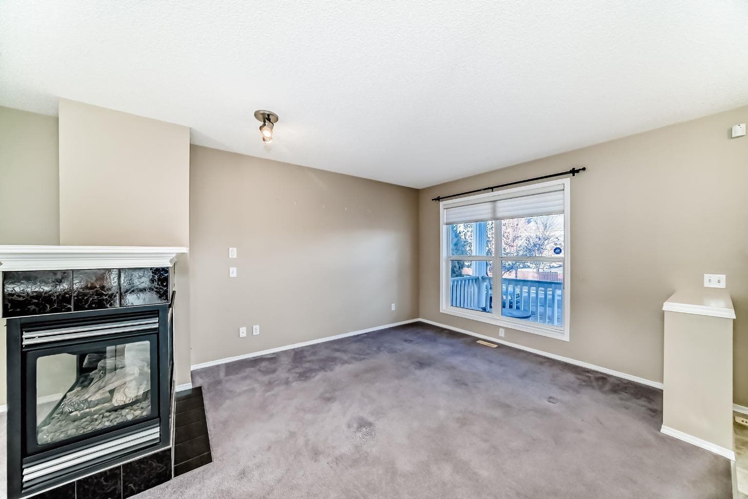 240 Prestwick Way SE — photo 5