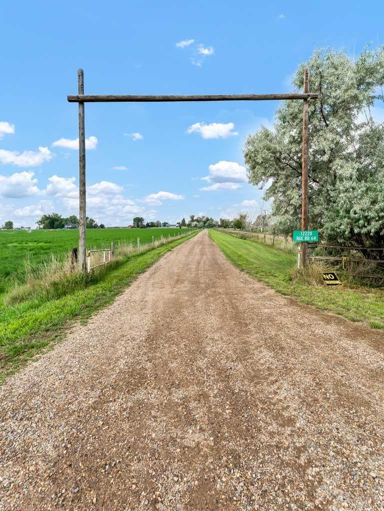 12228 Range Road 64 — photo 3